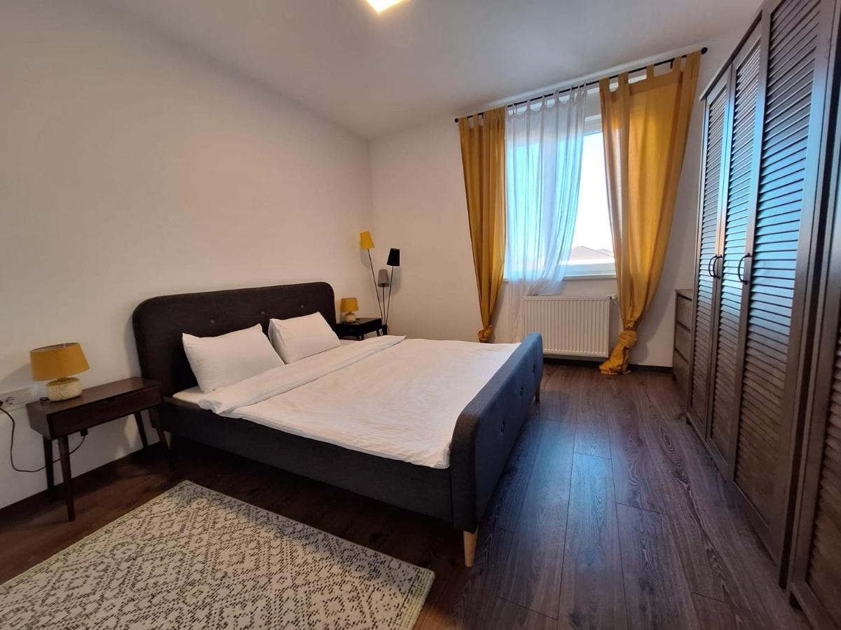 Mirvana Apartments Metheor Executive Suite Temeşvar Dış mekan fotoğraf